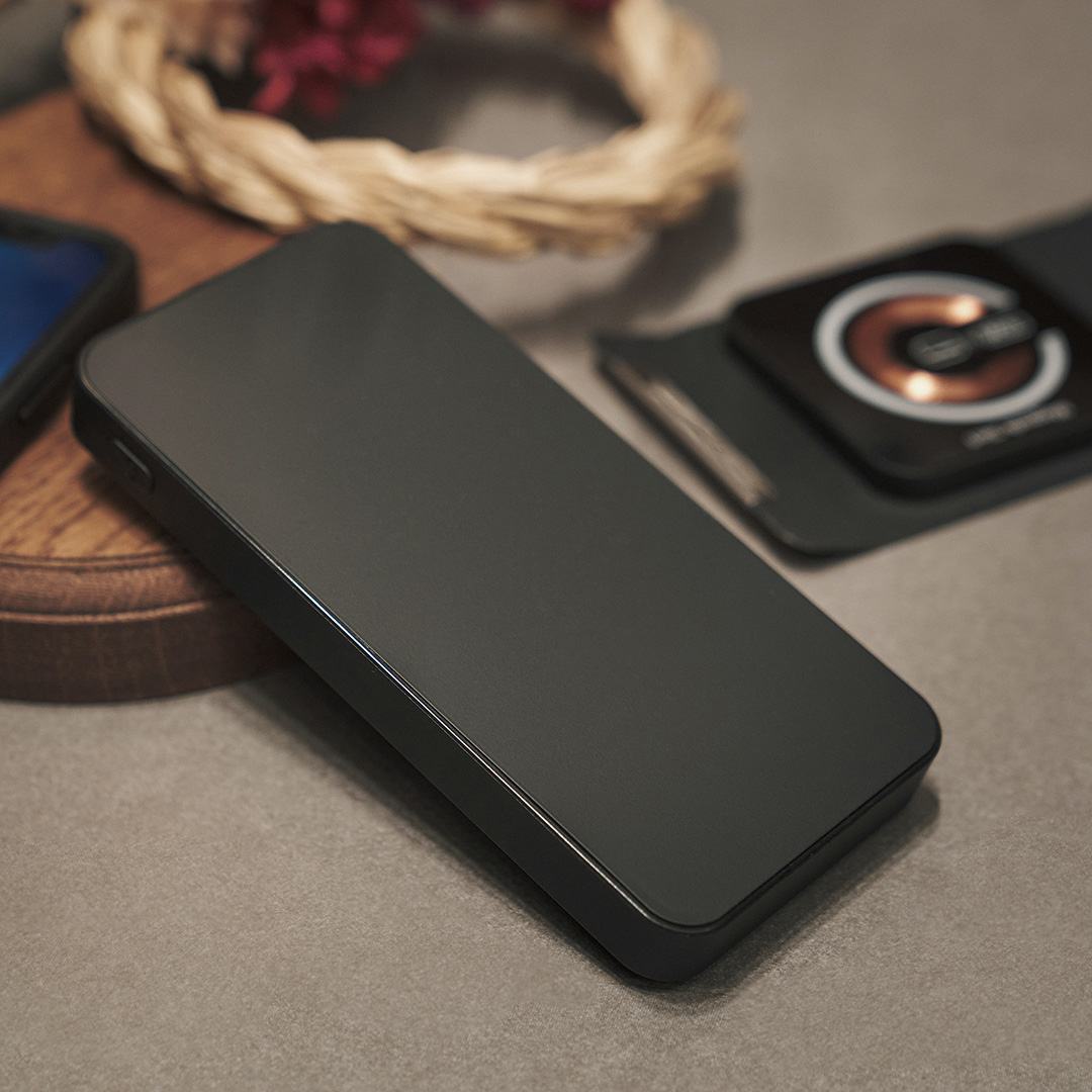 BEAM Magnetic Wireless Power bank