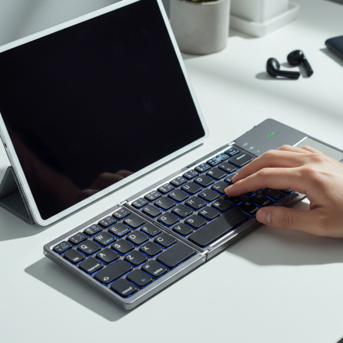 GadgetHedz Collapsible Foldable Keyboard