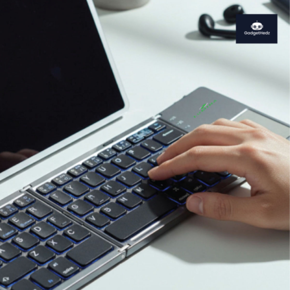 GadgetHedz Collapsible Foldable Keyboard
