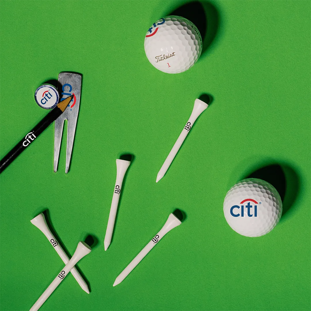 Golf tee set